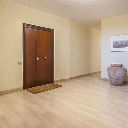 Eur Luminous And Large Family Terrace Apartment Rome Exterior photo