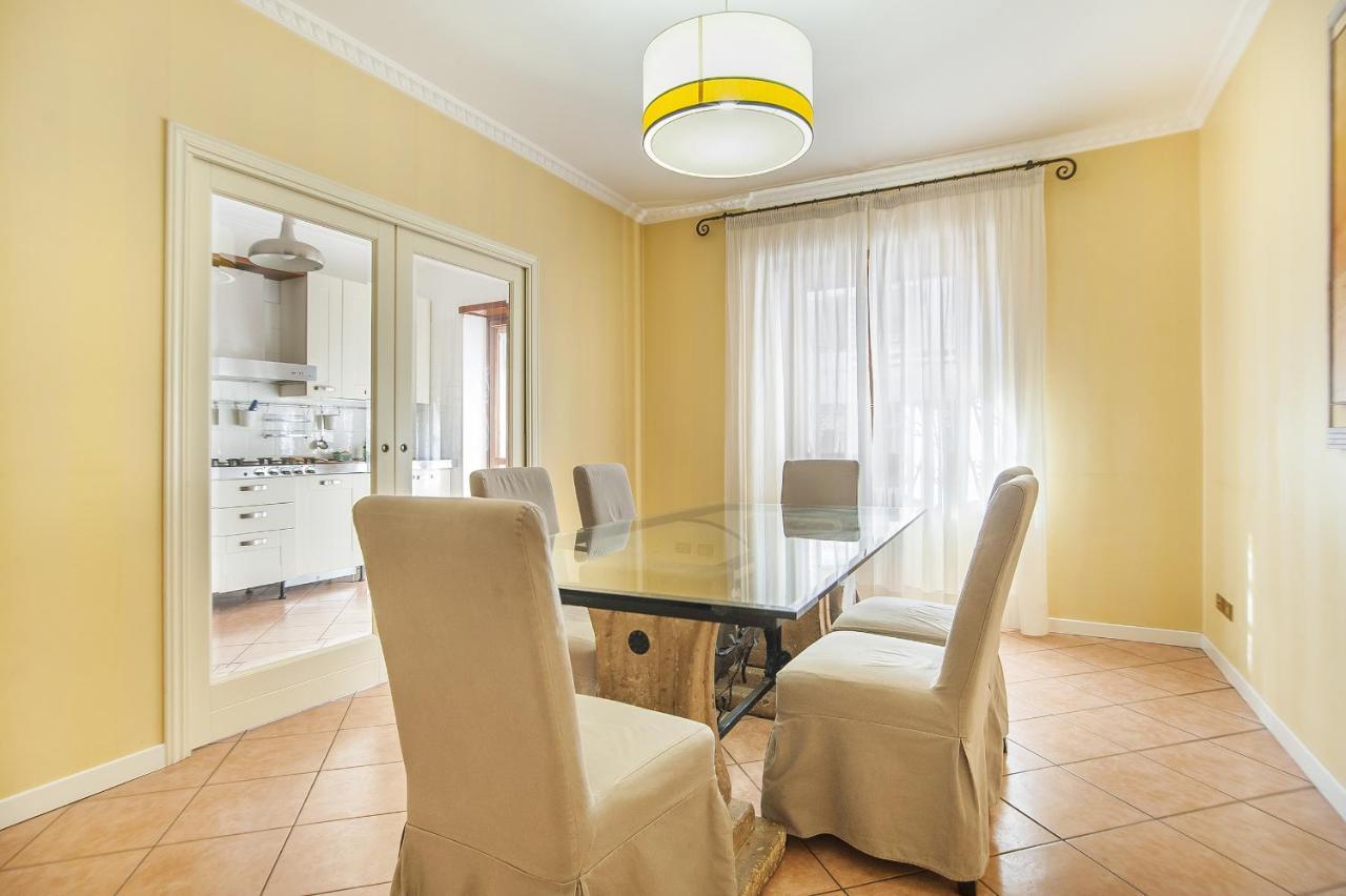 Eur Luminous And Large Family Terrace Apartment Rome Exterior photo
