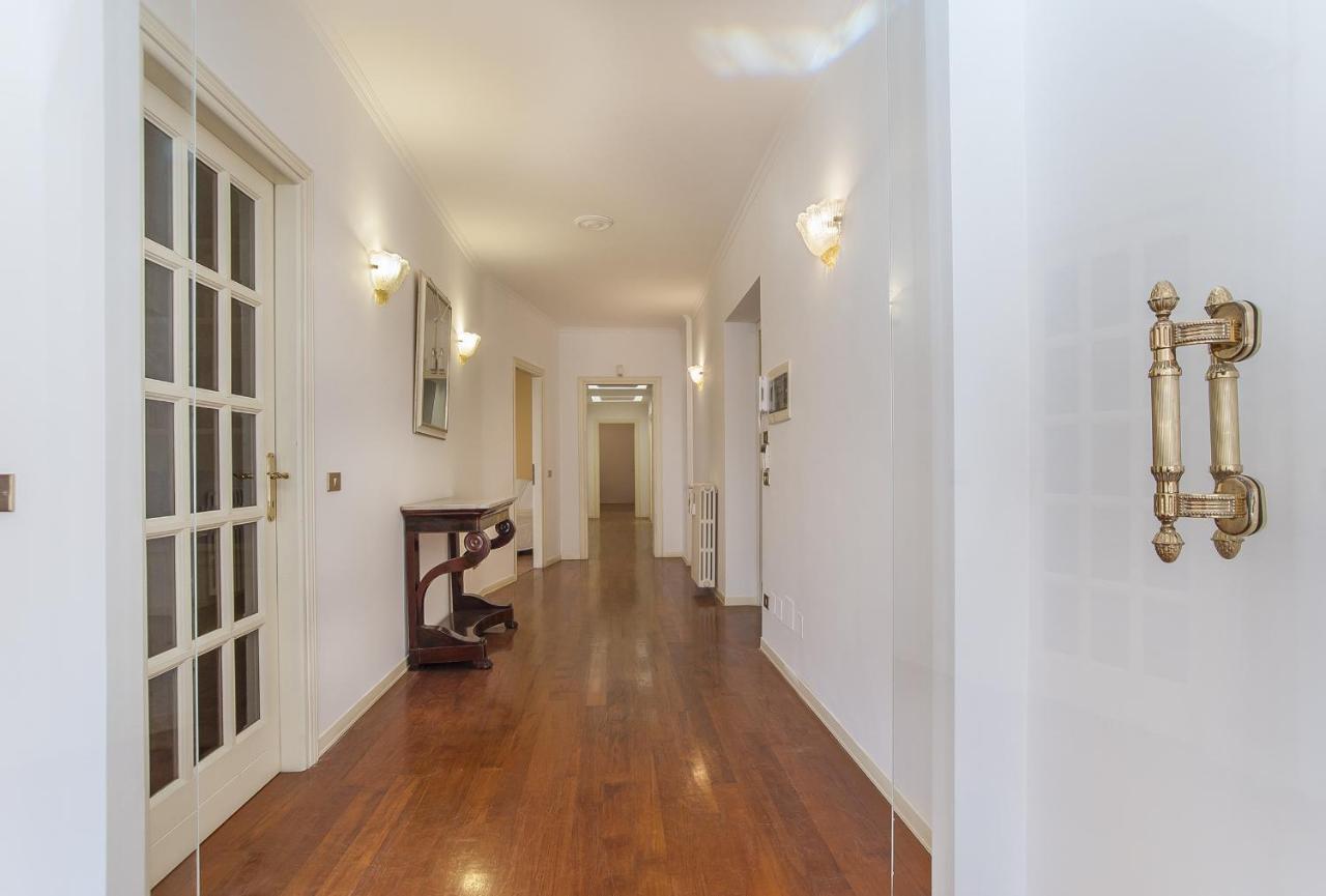 Eur Luminous And Large Family Terrace Apartment Rome Exterior photo