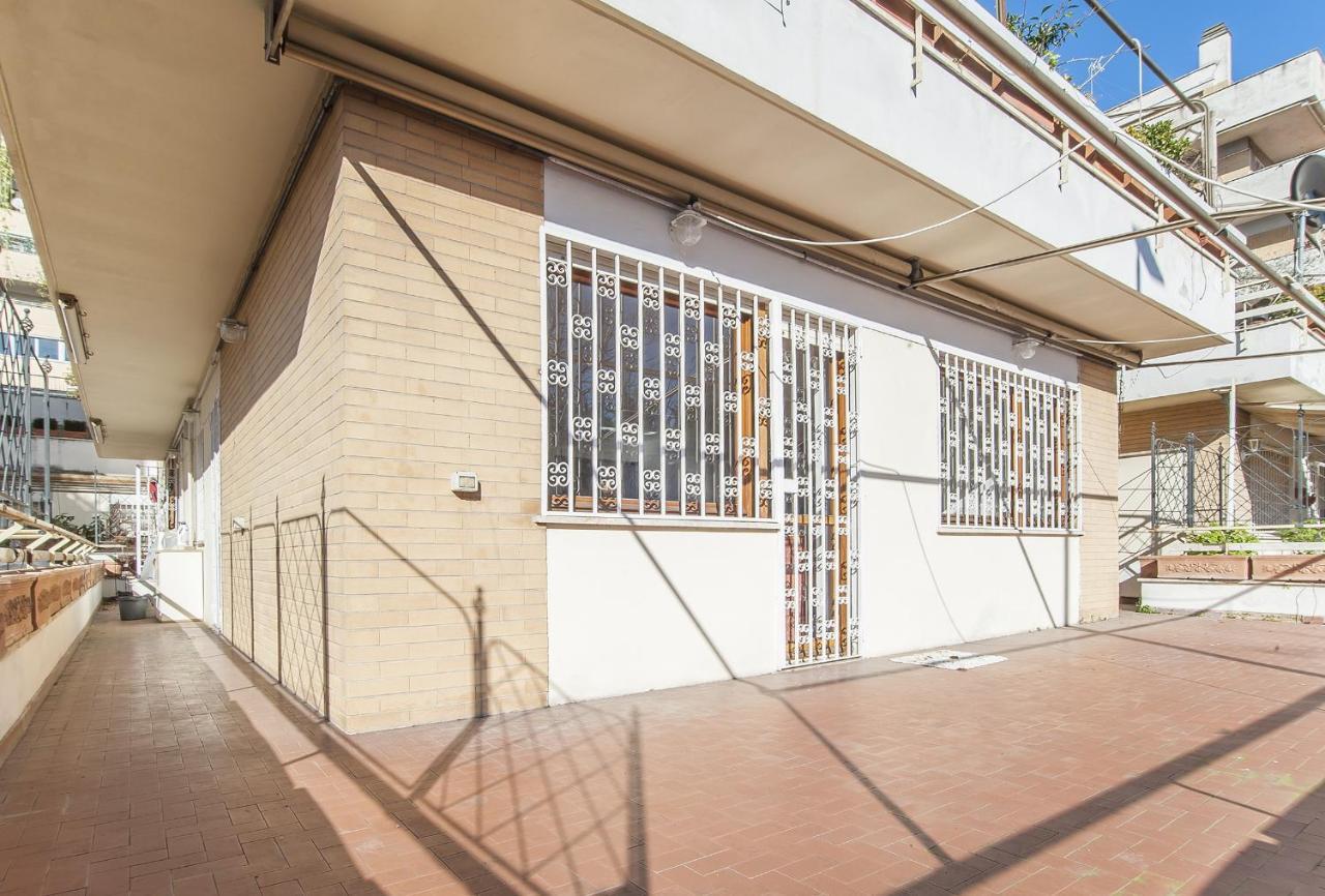 Eur Luminous And Large Family Terrace Apartment Rome Exterior photo